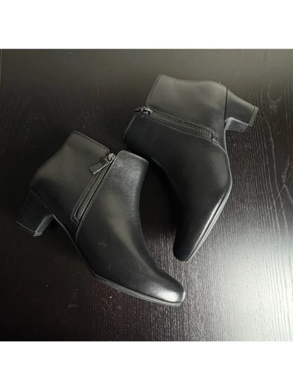 HOTTER Womens Size 8 UK/10 US Delight II Black Leather Ankle Booties Boots